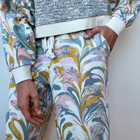 Anthropologie Pastel  Flora Printed Joggers - Picture 2 of 7